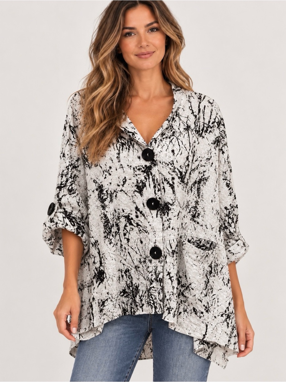 Ali Miles Black & White Abstract Button-Front Shirt